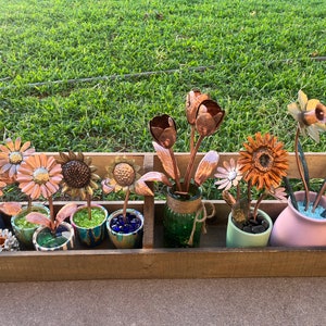 銅の花の彫刻の花瓶 - 銅のデイジー銅のひまわり金属アート金属彫刻塗装ガーデンギフト屋外記念日誕生日