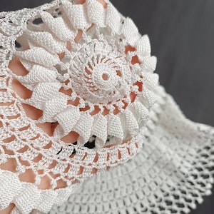 Crochet Doily - 20 cm - White Lace Crochet Doily - Crochet Table Napkin - Handmade Crochet Decor