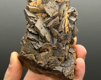 Limonita sobre mineral de siderita de hierro