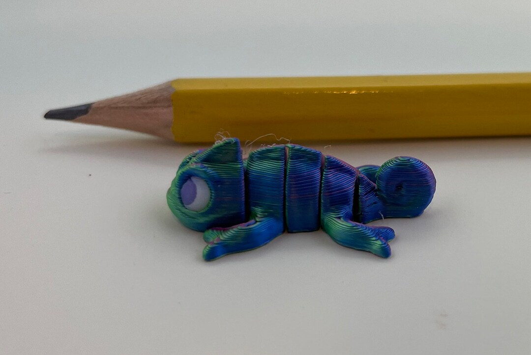 3D Printed Articulated Miniature Animal Pet Fidget Toy Chameleon Lizard ...