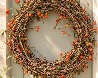 Ghirlanda autunnale naturale | Cinorrodi | Decorazione per porta esterna