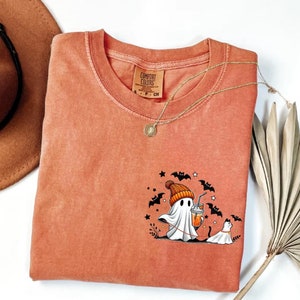 Ghost Cat Shirt, Halloween Cat Ghost T-Shirt, Cute Cat Lovers Shirt, Retro Ghost Halloween, Halloween Cat T-shirt, Spooky Season Gift
