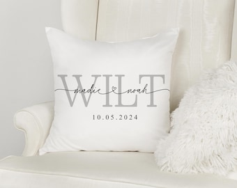 Custom Couple Pillow Wedding Gift, Engagement Gift for Couple, Bridal Shower Gift, Newlywed Gift, Anniversary Gift, Personalized Pillow