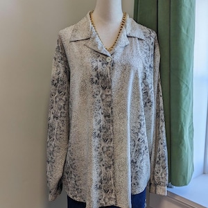 90s geometric top Vintage 90s indie geometric 1X button up shirt Vtg 1990s grunge geometric long sleeve blouse