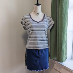 Vintage Y2K Striped Crop Top Large Grunge Indie Pullover Minimalist Cotton Shirt
