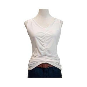 Vintage Y2K 2000s White Ruched Tank Top Jones New York Stretch V Neck Fitted Minimalist Indie Coquette Shirt M