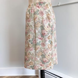 Vintage 80s floral midi skirt – high waisted cottagecore size 14 – tapestry rose skirt