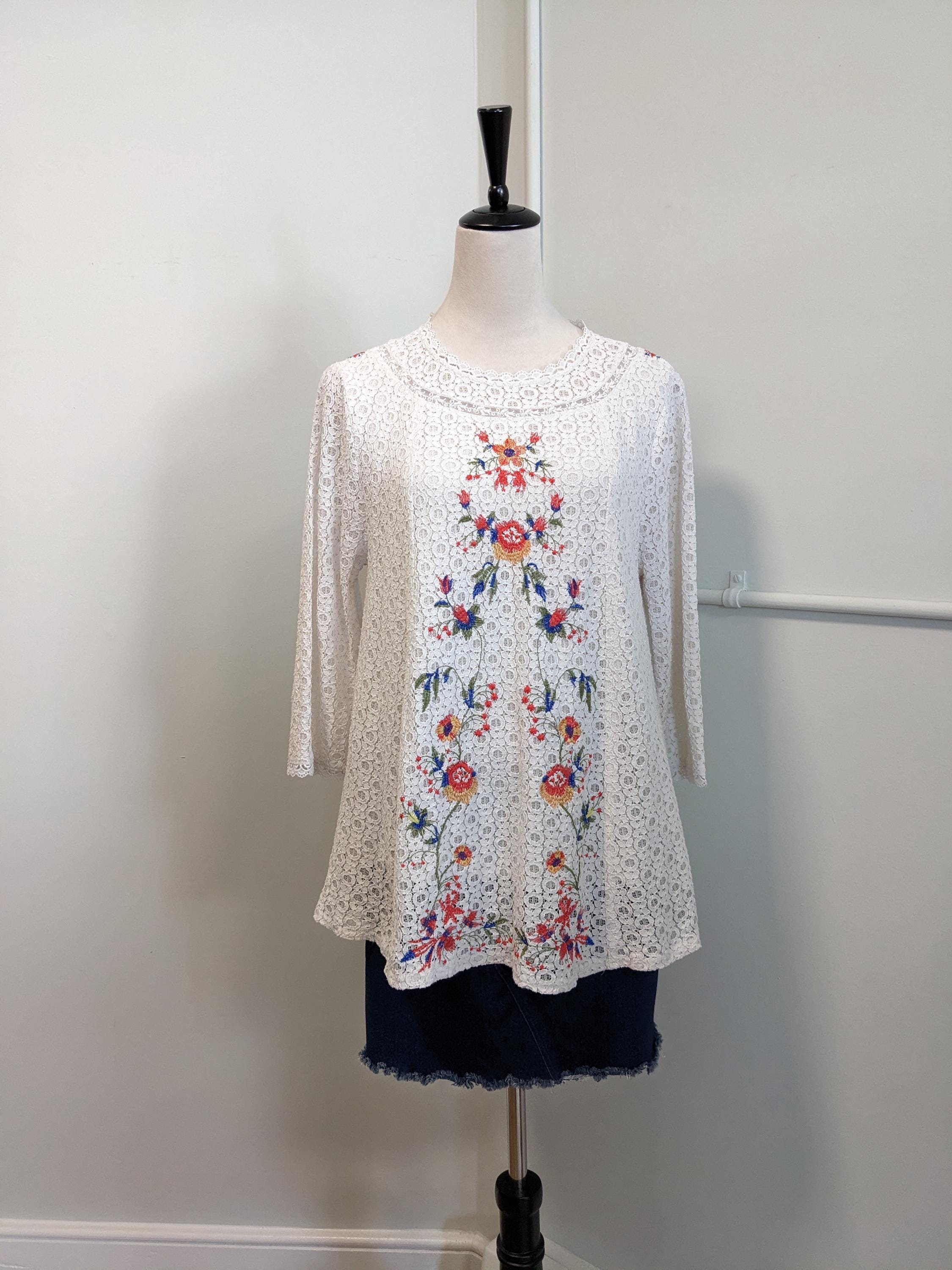 Women's Shirts Lace Stitching Pleated Floral Lace Flare