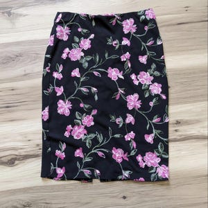 Vintage Y2K Coquette Fairy Floral Black Pink Midi Skirt | Vtg 00s Whimsigoth Small Stretchy Pull-On Skirt