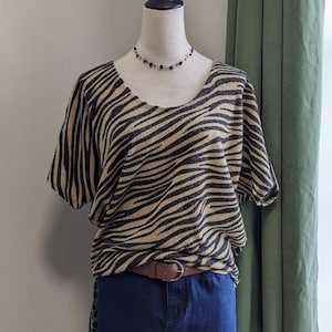 トップス 00s feather print long tee Y2K gal Amazon.com: Y2K Long Sleeve Top Tee Vintage Floral Feather
