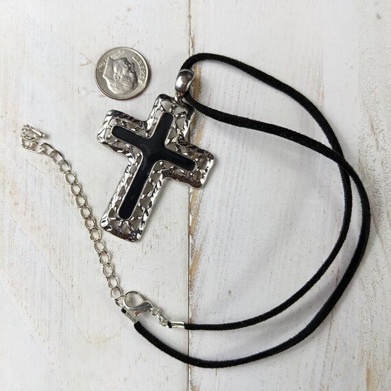 Vintage cross pendant choker. Reclaimed goth grun… - image 6