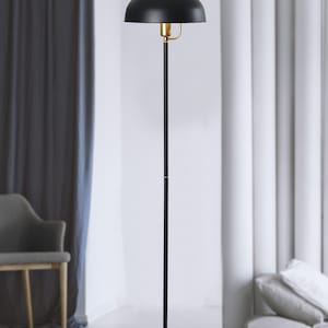 Lampadaire élégant crème doré, lampadaire élégant avec touches de laiton, salon moderne Mid-Century, éclairage de sol design luxueux Black