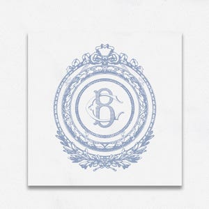Könnte beinhalten: Ein blaues und weißes Monogramm mit den Buchstaben "BC" in einem dekorativen Rahmen mit einer Krone und einem Lorbeerkranz.