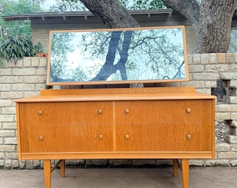 Vintage Mid-Century Modern Oak Dresser with Floating Mirror
