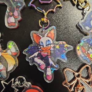 Rouge 2.5 Inch Holographic Star Clear Acrylic Charm / Keychain