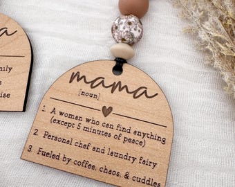 Charm para espejo retrovisor con definición divertida de mamá, regalo para el Día de la Madre, para mamás primerizas, regalo divertido para mamás, regalo para el Día de la Madre, con diseño de cactus Monstera y flores de café.