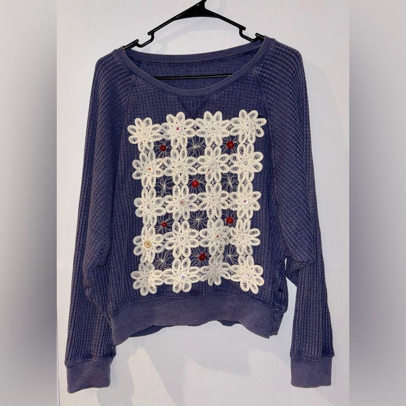 Free People Vibe Upcycled Cottage Core Blue Denim Waffle Batwing Top Lace 8/10 image 2