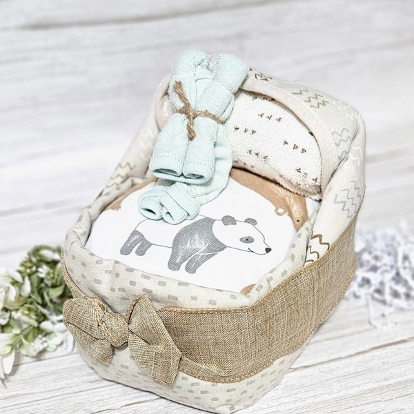 Gender Neutral Baby Small Bassinet Diaper Cake Baby Shower Gift for Newborn Corporate Baby Gift Idea All in One Baby Gift Ready to Ship