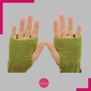 Mitts- Young Girl Mittens- Knitted Mittens- Mittens Pattern,Fingerless Gloves, Mitten Pattern,,Mittens,Knit Mittens, Pattern,Gloves Knit