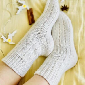 Basic Socks, Unisex Socks, Gifts- Socks Pattern- Easy Knitting Socks- Cozy Beautiful Socks- Knitting Socks- Best Socks Pattern- nykidsplanet