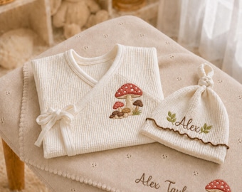 Personalized Baby Outfit Set with Blanket, Newborn Coming Home, Custom Baby Gift