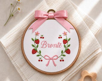 Personalized Baby Name Sign for Hospital - Nursery Name Hoop, Baby Name Announcement, Gift for Newborn, Baby Shower Gift, Gift for New Mum
