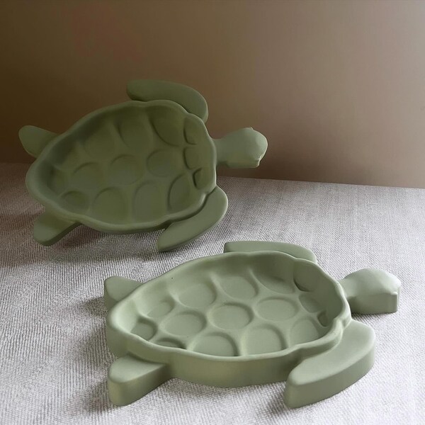 Schildkröte Nino - besonderes Geschenk - Schmucktablett - Deko - Tablett  - schlichte Dekoration  - Mitbringsel -
