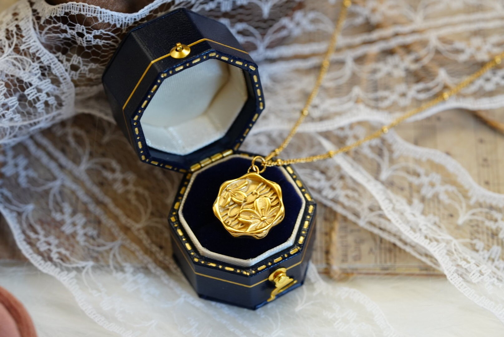 Peach blossom shop necklace