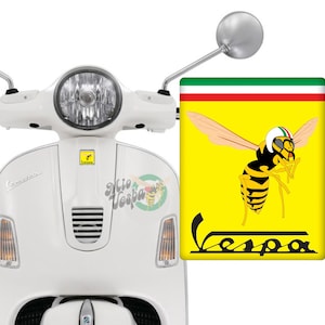 Front Badge Overlay 3D Decal domed front (horncasting) badge of your vespa, with the Mio Vespa Logo on Yellow and Italian flag