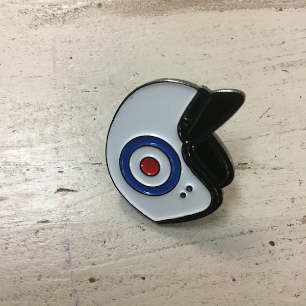 Mod Target roundel Scooter helmet Pin