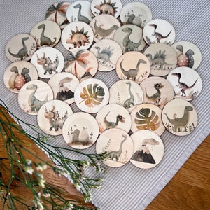 Set de souvenirs « Dinosaures » en bois | avec sac en coton | école | Jouets en bois | Jouets à partir de 2 ans | cadeau personnalisé