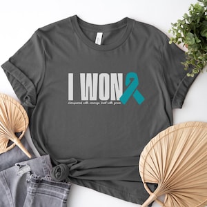 Shirt eierstokkanker, cadeaus voor oma, cadeau kankeroverlevende, ondersteunende outfit, bewustzijn van eierstokkanker, shirt moeder kanker, T-shirt vechter