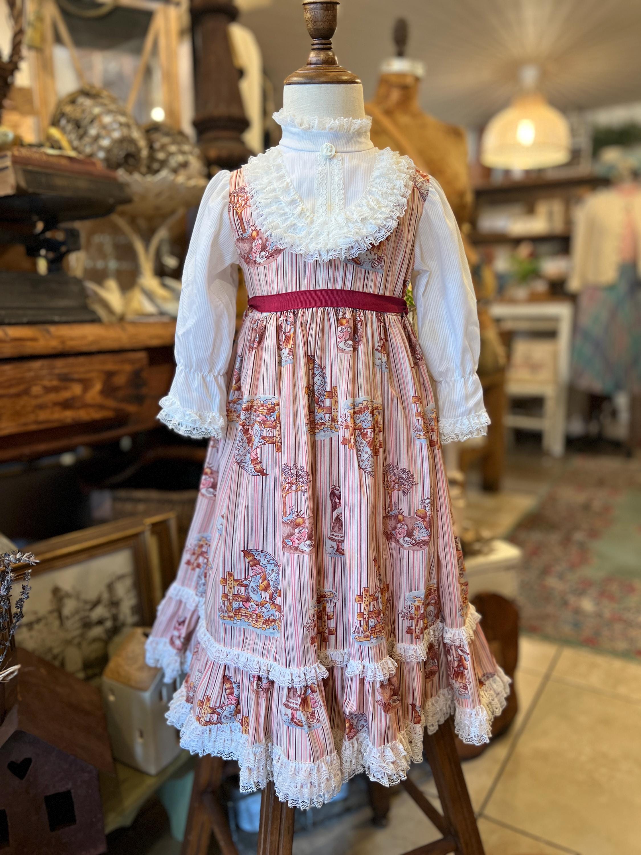 old fashioned frilly dress Ciara Lace & Ruffles Vintage Dress