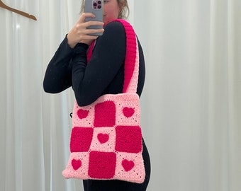 Crochet heart tote reversible hot pink / baby pink