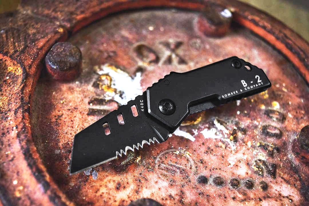 B2 Nano Blade World's Smallest Tactical Pocket Knife 440 Carbon