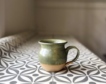 Medium Round Ceramic Mug, Pottery Cup, Stoneware Coffee Cup, Handmade Mug in Avocado (61)