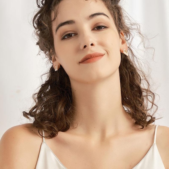 Vintage Diamond-shaped openwork pattern Stud Earr… - image 2