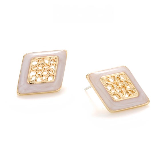 Vintage Diamond-shaped openwork pattern Stud Earr… - image 5