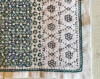 Japanese sashiko embroidery kitchen tea towel "Snow drop" Hand stitching tea mat , Handmade