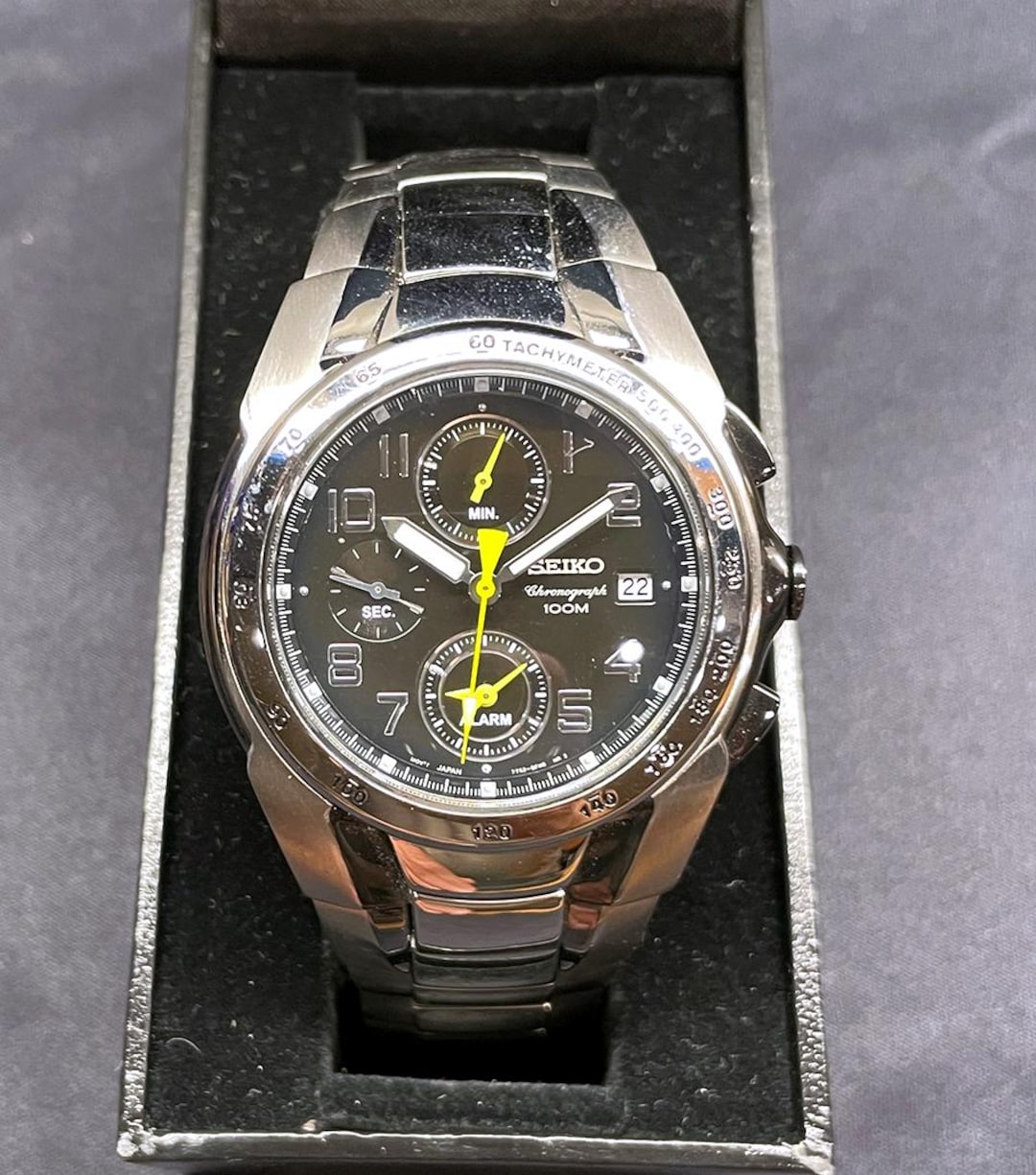 トライアルセット・サンプル SEIKO Brand New Seiko SNA473 Men's Black Dial Two Tone Steel Chronograph