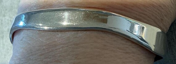 Waved Solid Silver Cuff 21grms - image 13