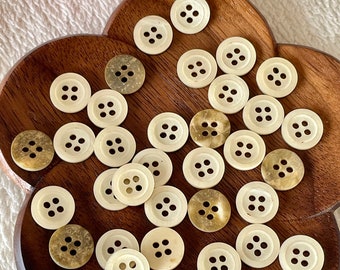 20 boutons nacre beige 11mm