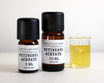 Vetiveryl Acetate — Clear Vetiver — Professional Perfumery Raw Material