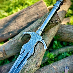 Réplica de la espada maestra Dark Soul hecha a mano, espada de fantasía, el mejor regalo de cumpleaños y aniversario, espada de anime, regalo de Navidad para él.