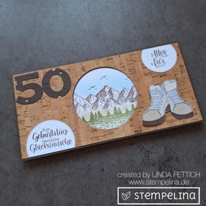 Geburtstagskarte mit Bergpanorama und Wanderschuhen - Zahl frei wählbar - personalisert