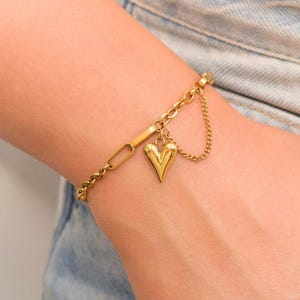 Gold Heart Charm Bracelet | 18k Gold Stainless Steel Link Chain Bracelet | Friendship Bracelet | Gift for Her | Coquette Bracelet for Women