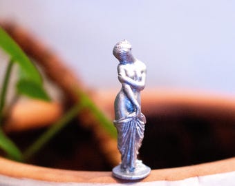 Woman Door Hinge Topper