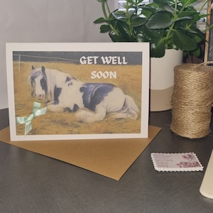 Bon rétablissement et pense à vous. Carte de vœux et carte d'anniversaire cheval sur mesure.