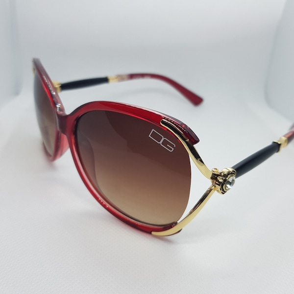 New UV400 Stylish 2024 DG Studio Fashion Designer Sunglasses for Women.