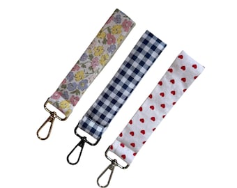 Handgenähtes dünnes Schlüsselanhänger Armband